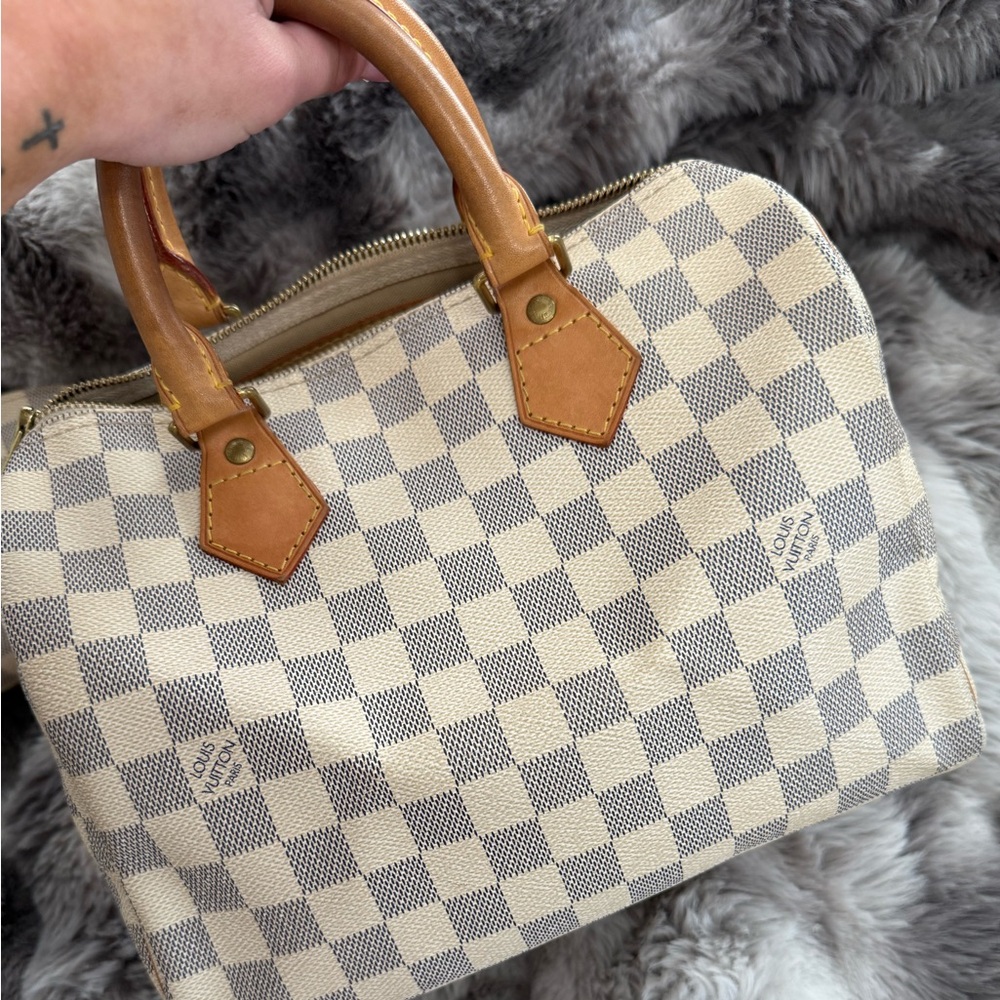 Authentic Louis Vuitton Speedy 25 Damier Azur
